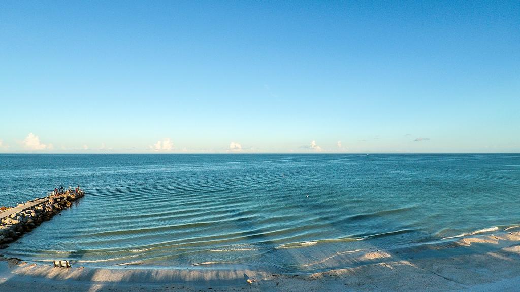 Pag Beachhouse Rentals St. Pete Beach Exterior photo